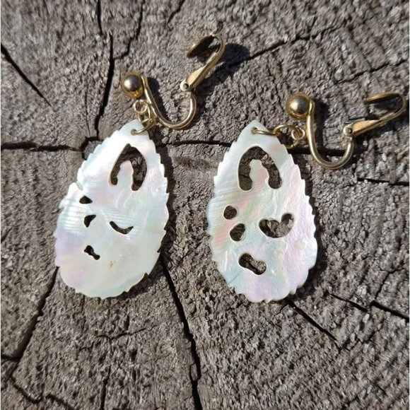 Intricate Carved Mother of Pearl Phoenix Bird Clip On Earrings 12k Gold Fill - Picture 8 of 11